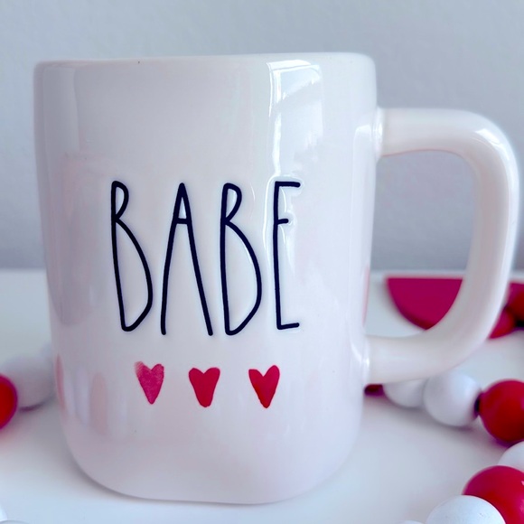❗️RAE DUNN BABE MODERN FARMHOUSE VALENTINES DAY COFFEE TEA MUG - Picture 3 of 3